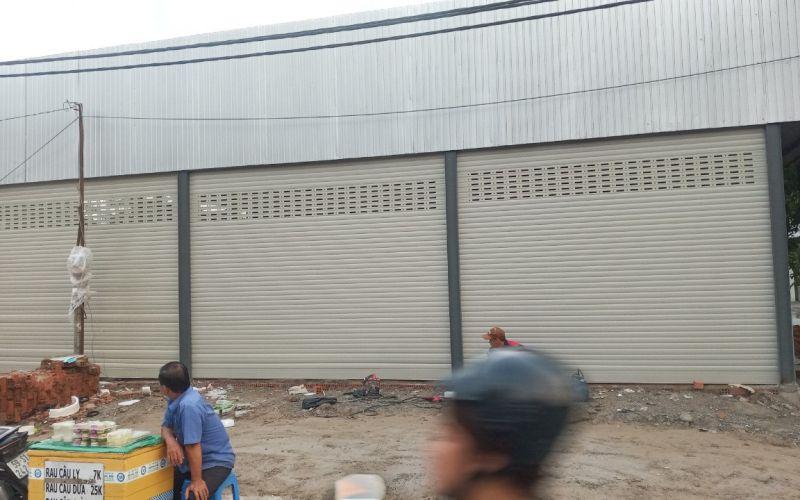 Báo Giá Lắp Đặt Cửa Cuốn Mới Nhất 2025