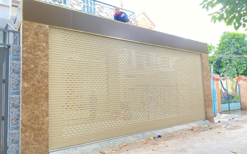 Báo Giá Lắp Đặt Cửa Cuốn 2025