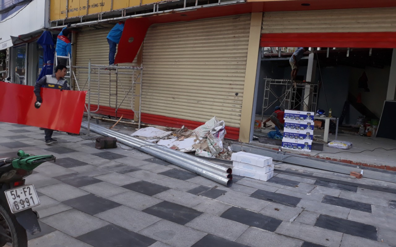Lắp Đặt Cửa Cuốn Giá Rẻ Tại Bến Tre